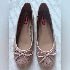 UNIONBAY Women's Beige Bow Flats